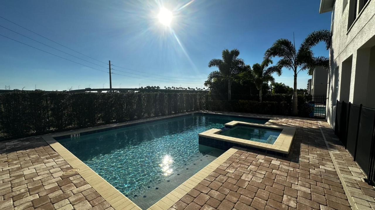 Epic 12-bed -the Entertainment Paradise Casa de Férias Orlando